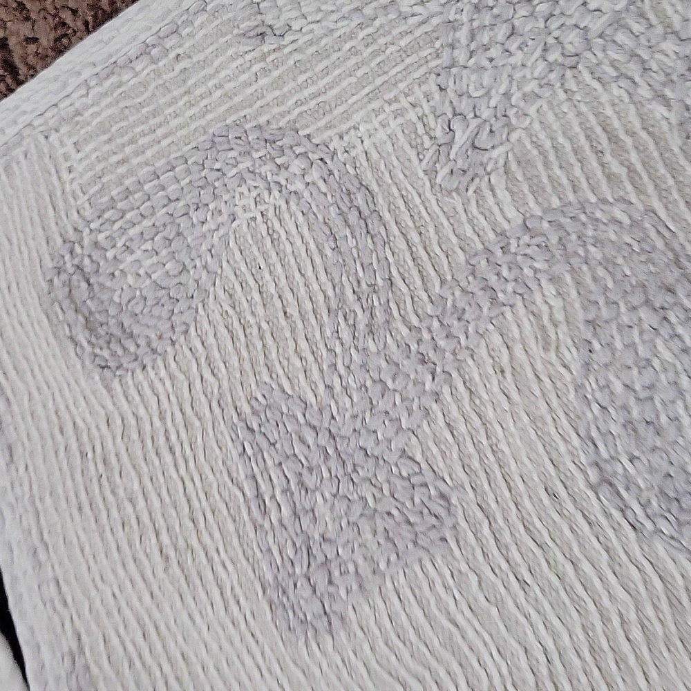 Elegant Gray Bath Mat Set - Picture 7 of 7